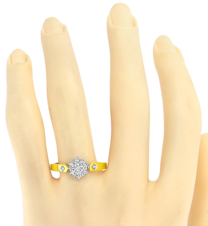 Foto 4 - Eleganter Goldring mit Diamanten-Rosette, R1133